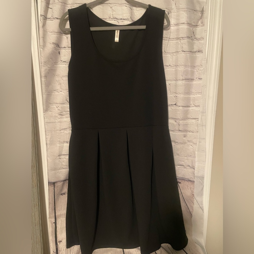 NWOT 24Seven sleeveless dress